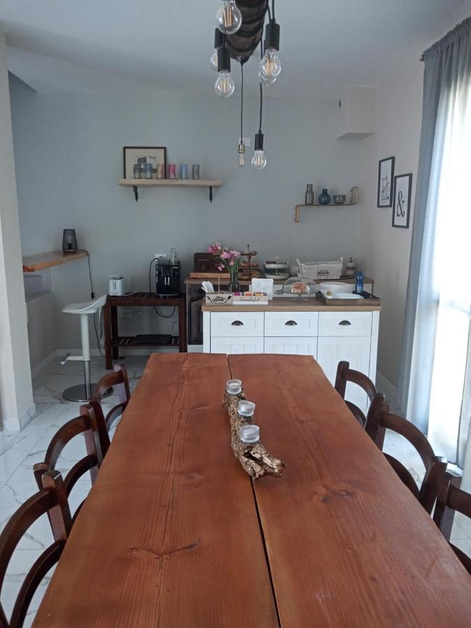 B&B Tra Colline Marchigiane - Sauna E Piscina San Giorgio di Pesaro Exterior foto