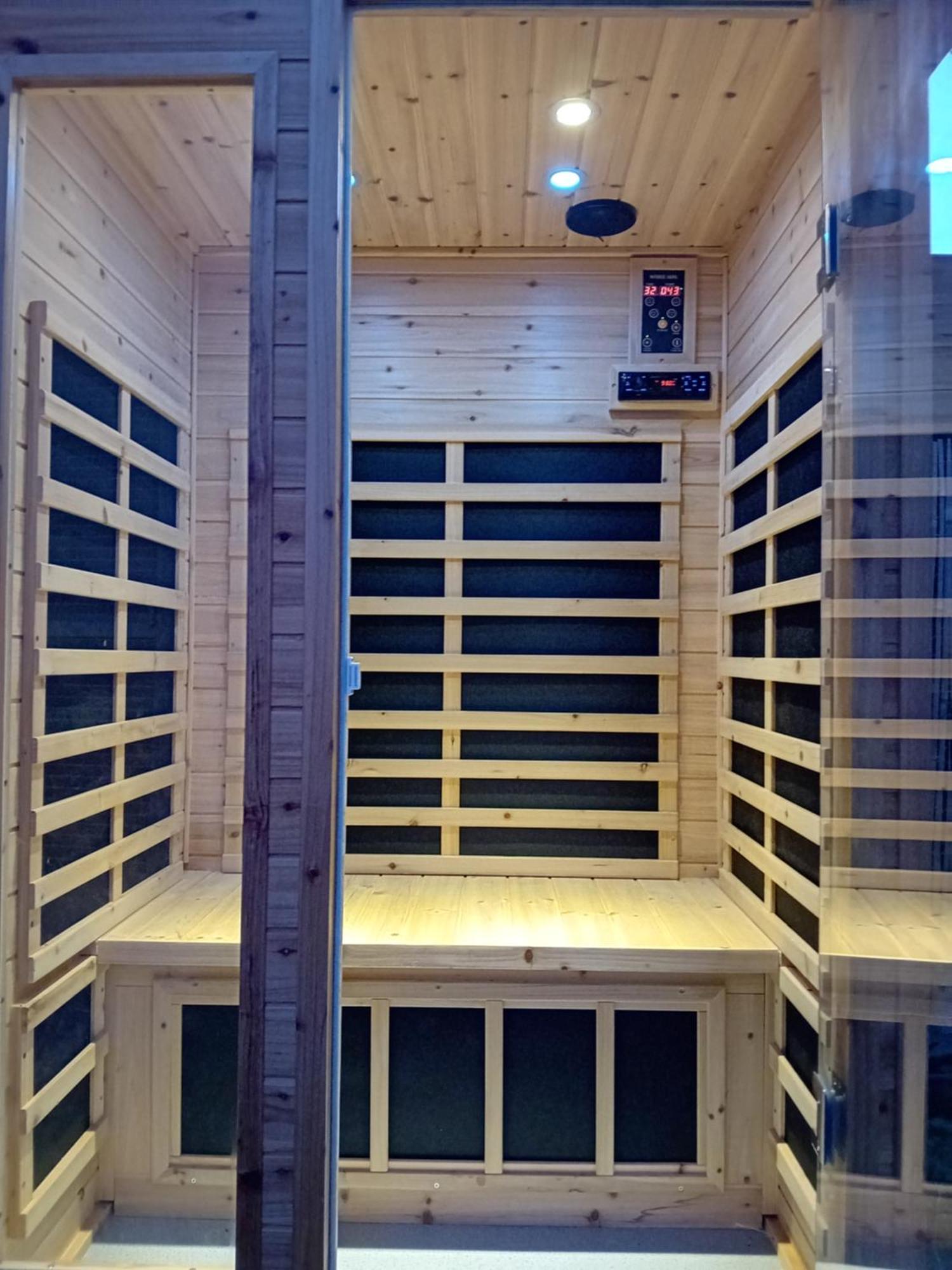 B&B Tra Colline Marchigiane - Sauna E Piscina San Giorgio di Pesaro Exterior foto
