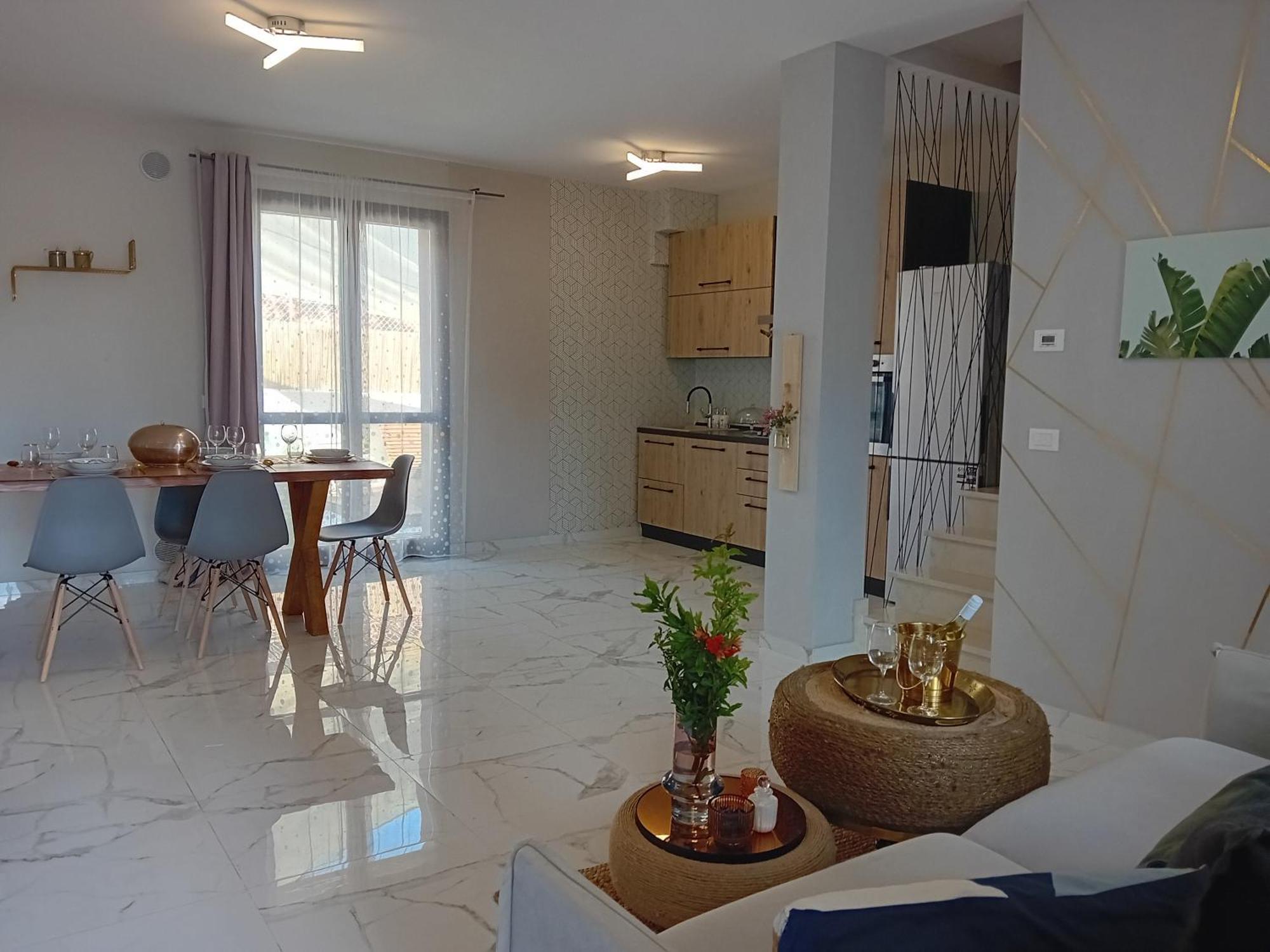B&B Tra Colline Marchigiane - Sauna E Piscina San Giorgio di Pesaro Exterior foto