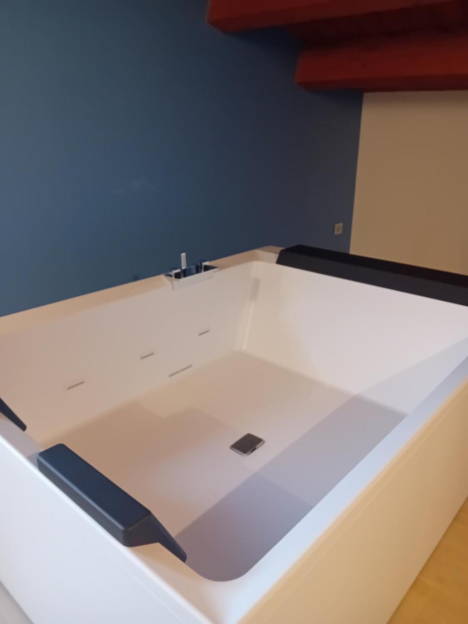 B&B Tra Colline Marchigiane - Sauna E Piscina San Giorgio di Pesaro Exterior foto